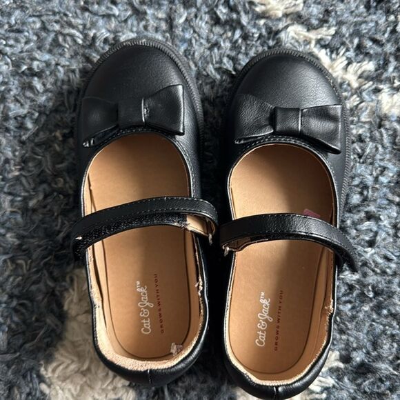 Cat & Jack Girls Shoes - Picture 2 of 6